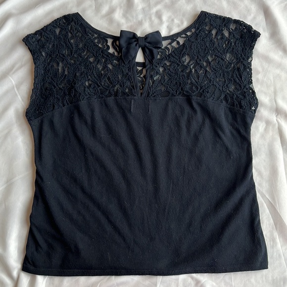 Gilly Hicks navy lace blouse - Picture 3 of 5